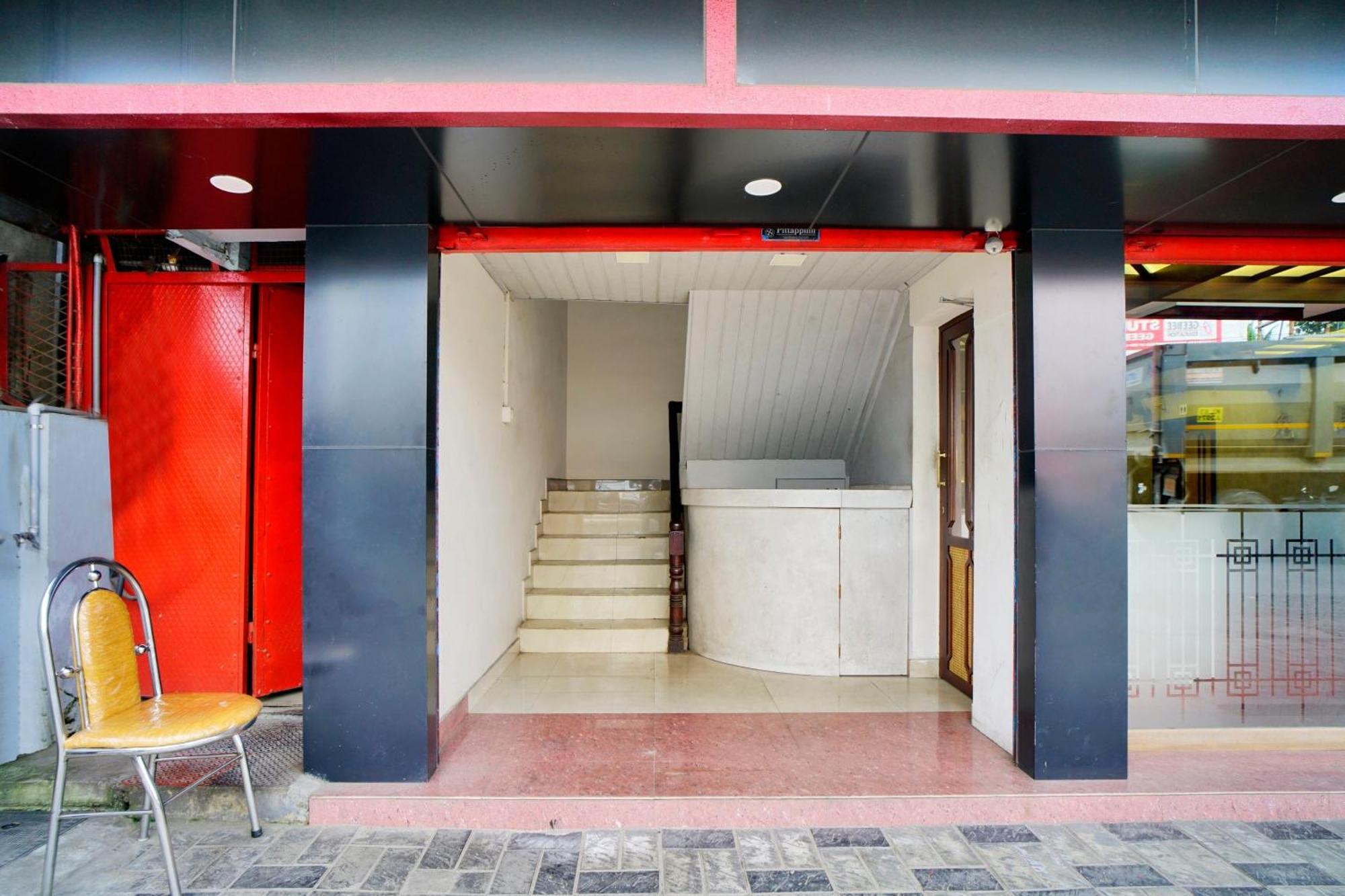 Hotel O Chiyang Hotel Angamali Exterior photo